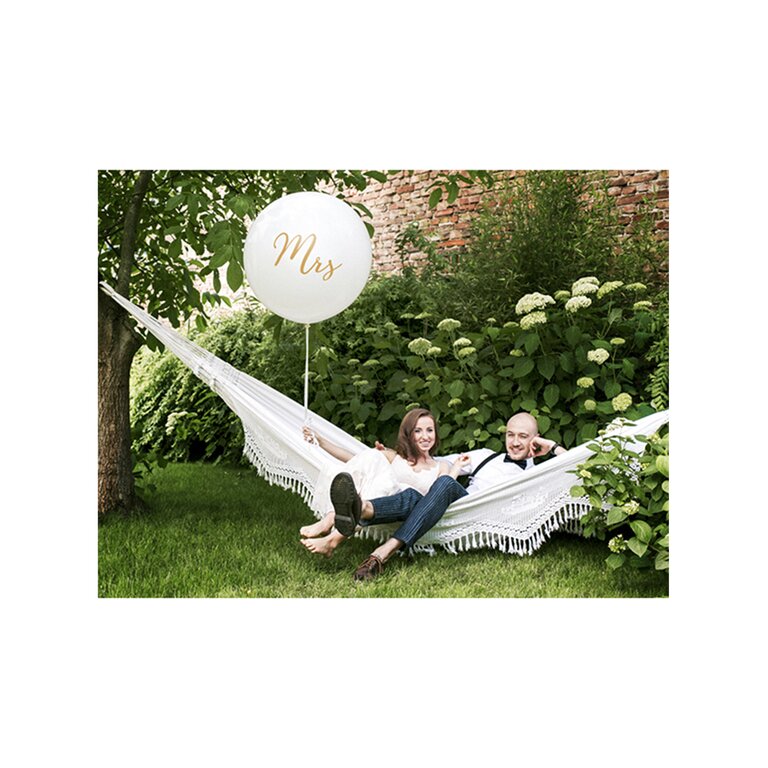 XXL_Ballon_Schriftzug_gold_Mrs._Hochzeit_Groesse_ca.1m_Dekoration_Hochzeit_Brautpaar